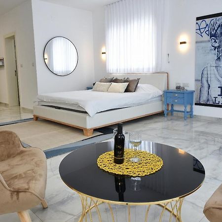 הסויטות של פולי Appartement Manot Buitenkant foto