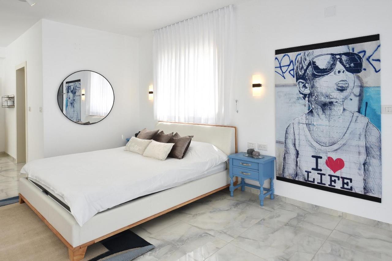 הסויטות של פולי Appartement Manot Buitenkant foto
